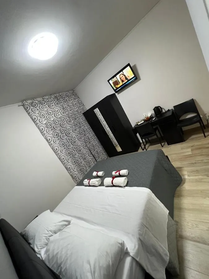 Pensjonat Ali Baba Rooms La Spezia