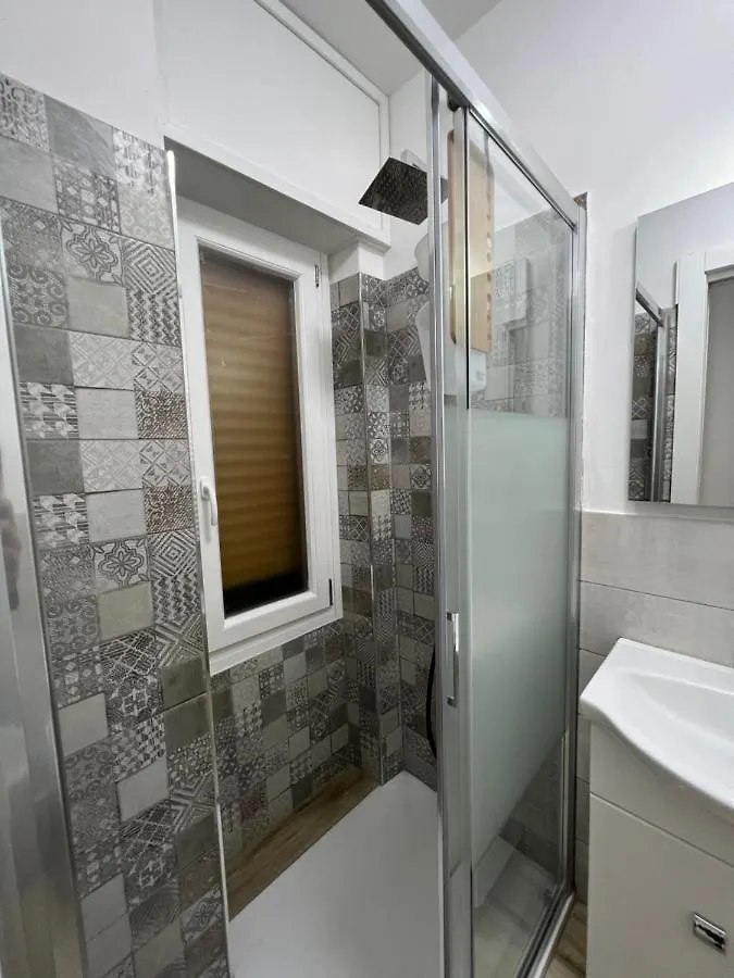 Guest house Ali Baba Rooms La Spezia Italy