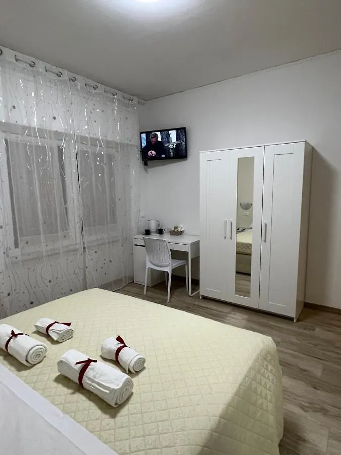 Pensjonat Ali Baba Rooms La Spezia